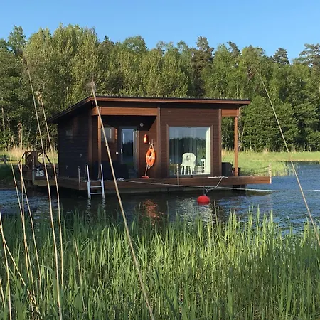 Saunaboat Haikara Botel Kirkkonummi